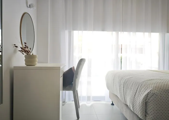 Apartment And Sea 12